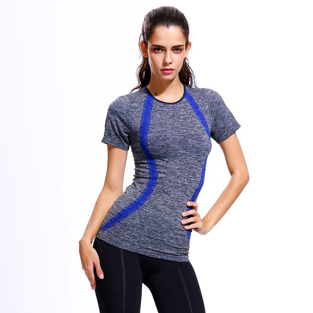Benefits of Wearing Compression T-Shirt in Working Out